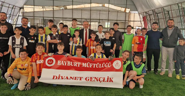 Bayburt'ta Kur'an Kursu öğrencilerinin futbol turnuvası
