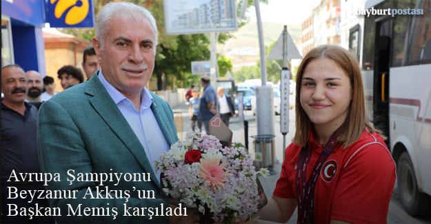 Avrupa Şampiyonu Beyzanur Akkuş'u Başkan Mete Memiş karşıladı